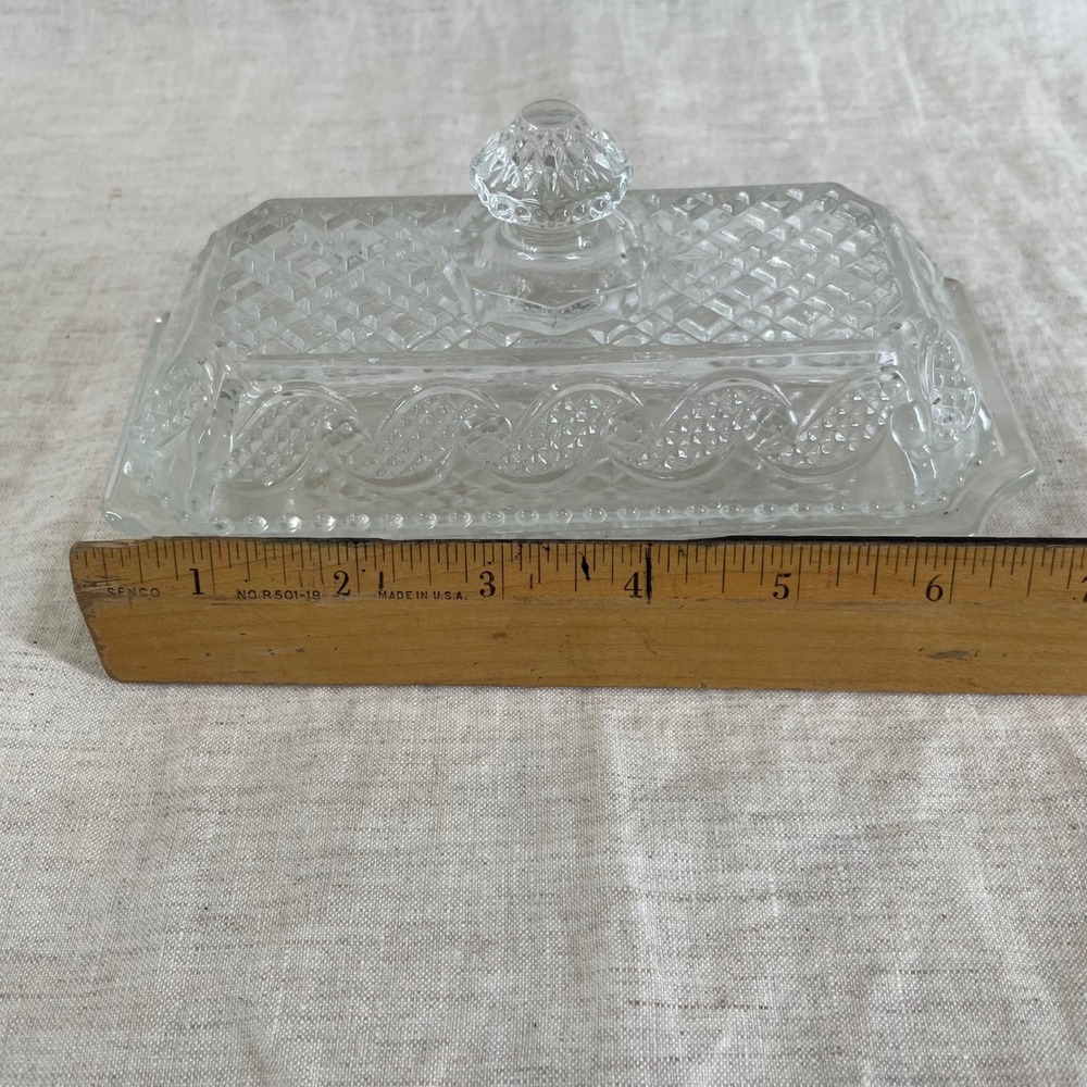 Clear Pressed Glass Butter Dish Covered 70s Retro Eclectic Kitchen Funky Decor - Picture 8 of 8